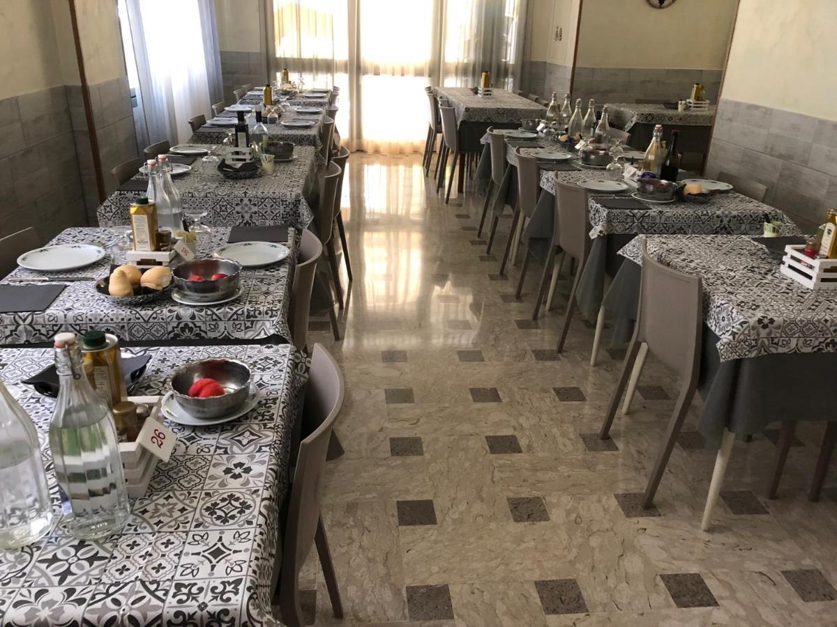 Hotel Grappoli Rimini Zewnętrze zdjęcie